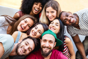 utilisation de notre borne à selfies pour un team building